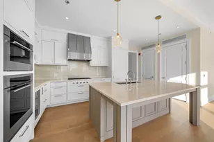 451 E Grand Ave, Chicago, IL 60611 - Photo 5