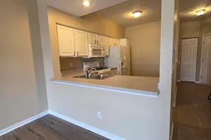 1415 Cottonwood Trail, Yorkville, IL 60560 - Photo 3