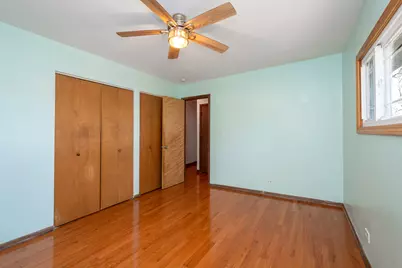 424 Woodland Avenue, Wauconda, IL 60084 - Photo 13