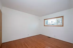 424 Woodland Ave, Wauconda, IL 60084 - Photo 15