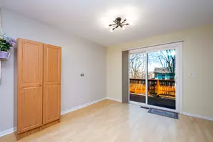 424 Woodland Ave, Wauconda, IL 60084 - Photo 7