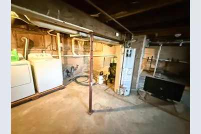 1001 W 9th Street, Sterling, IL 61081 - Photo 17