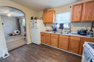 1001 W 9th St, Sterling, IL 61081 - Photo 7