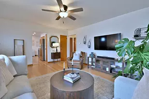 465 W Verret St, Elmhurst, IL 60126 - Photo 7