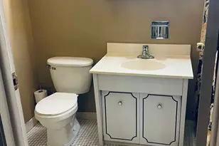 8816 N Western Ave, Des Plaines, IL 60016 - Photo 9