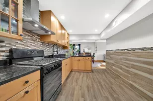 160 Westward Ho Dr, Northlake, IL 60164 - Photo 9