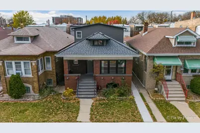 2922 N Kilpatrick Avenue, Chicago, IL 60641 - Photo 1