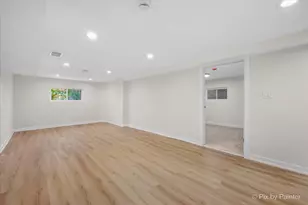 2922 N Kilpatrick Ave, Chicago, IL 60641 - Photo 19