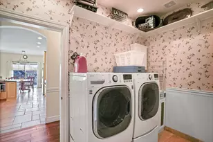 226 Glenbrook Ct, Gilberts, IL 60136 - Photo 15