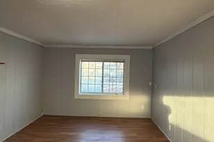 9 Crescent Ct, Montgomery, IL 60538 - Photo 3