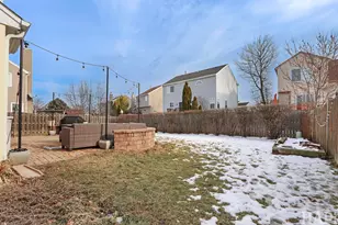 49 W Dahlia Ln, Round Lake Beach, IL 60073 - Photo 31