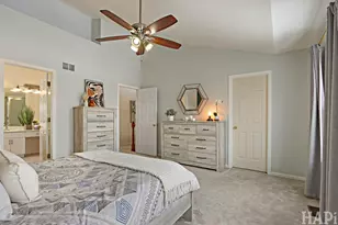 49 W Dahlia Ln, Round Lake Beach, IL 60073 - Photo 13