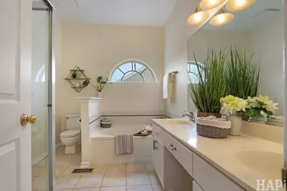 49 W Dahlia Lane, Round Lake Beach, IL 60073 - Photo 15