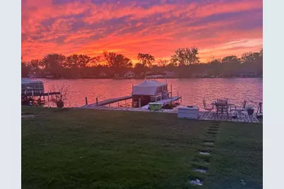 1614 River Terrace Drive, Johnsburg, IL 60051 - Photo 3