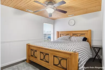 1614 River Terrace Drive, Johnsburg, IL 60051 - Photo 23