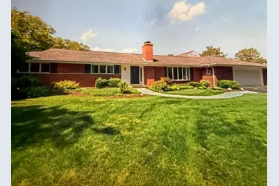 520 W Merri Oaks Road, Barrington Hills, IL 60010 - Photo 1
