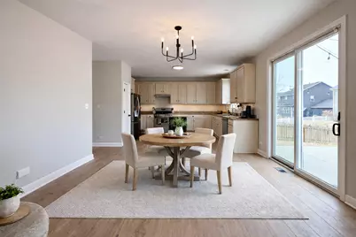 611 Paris Avenue, Oswego, IL 60543 - Photo 9