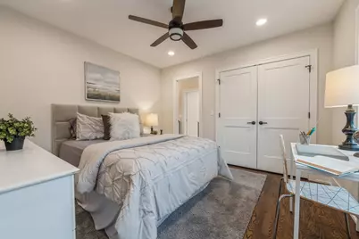 5311 W Belle Plaine Avenue, Chicago, IL 60641 - Photo 19