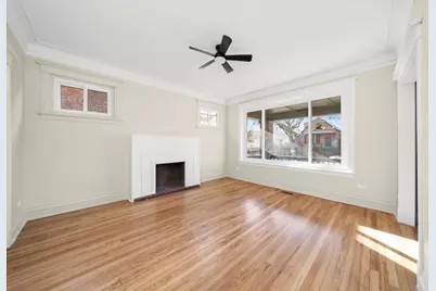 7955 S Colfax Avenue, Chicago, IL 60617 - Photo 5