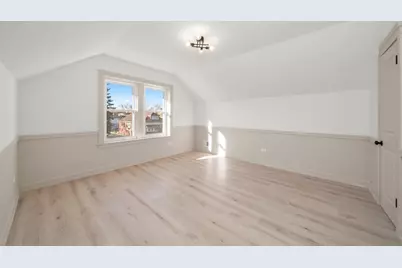 7955 S Colfax Avenue, Chicago, IL 60617 - Photo 19