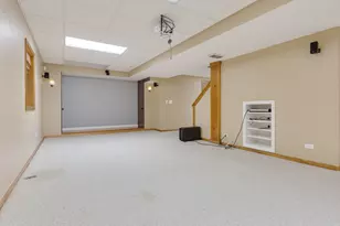 5260 Sawhorse Dr, Hoffman Estates, IL 60192 - Photo 27