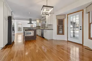 5260 Sawhorse Dr, Hoffman Estates, IL 60192 - Photo 11