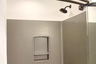 490 Meadows Rd N, Bourbonnais, IL 60914 - Photo 19