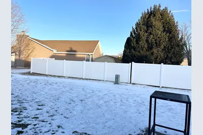 490 Meadows Road N, Bourbonnais, IL 60914 - Photo 25