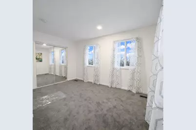 628 Mohawk Drive, Round Lake Heights, IL 60073 - Photo 9