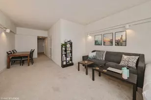 175 E Delaware Pl, Chicago, IL 60611 - Photo 7