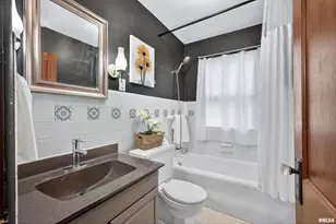 3117 25th Ave, Rock Island, IL 61201 - Photo 9