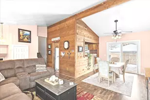 2309 Greenbriar Ln, Lindenhurst, IL 60046 - Photo 5