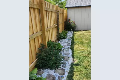 2309 Greenbriar Lane, Lindenhurst, IL 60046 - Photo 23