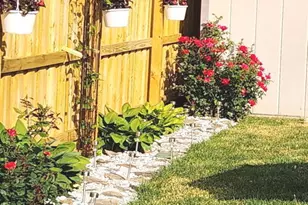 2309 Greenbriar Ln, Lindenhurst, IL 60046 - Photo 25