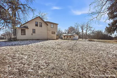 1001 W Broadway Street, McHenry, IL 60051 - Photo 5