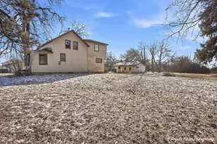 1001 W Broadway St, McHenry, IL 60051 - Photo 5