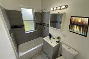 1320 W 57th Street W, Chicago, IL 60636 - Photo 17