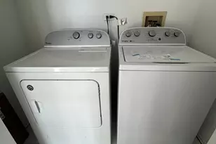 689 E Whispering Oaks Ct, Palatine, IL 60074 - Photo 7