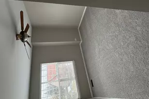 689 E Whispering Oaks Ct, Palatine, IL 60074 - Photo 17