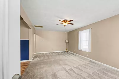 724 E Patton Street, Paxton, IL 60957 - Photo 5