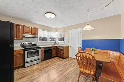 724 E Patton Street, Paxton, IL 60957 - Photo 9