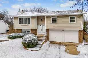 730 Chestnut Ct, Algonquin, IL 60102 - Photo 3