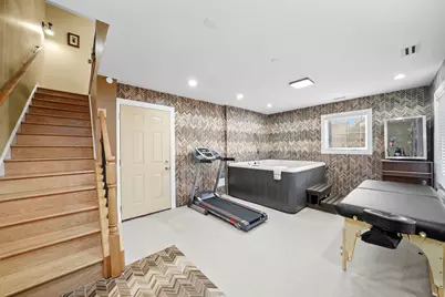 1192 Clarence Avenue #1, Oak Park, IL 60304 - Photo 3