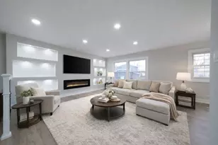 214 W Hintz Rd, Arlington Heights, IL 60004 - Photo 5