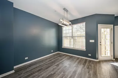 318 S Prospect Avenue, Bartlett, IL 60103 - Photo 13