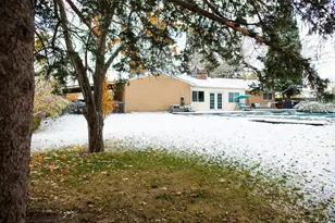 6016 Charles St, Rockford, IL 61108 - Photo 7