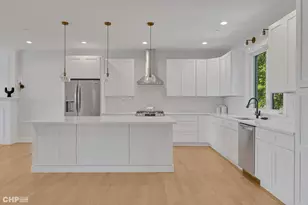 7214 S 78th Ave, Bridgeview, IL 60455 - Photo 5