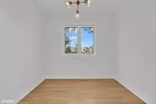 7214 S 78th Ave, Bridgeview, IL 60455 - Photo 11