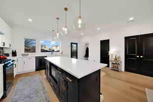 1522 N Leamington Ave, Chicago, IL 60651 - Photo 9