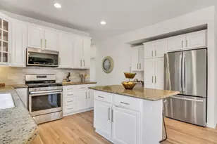 767 Aster Dr, Gurnee, IL 60031 - Photo 21